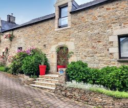 For sale MAGNIFICENT 6-ROOM FARMHOUSE 200 M² NEAR VANNES TOWN CENTER