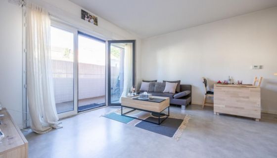 For rent APARTMENT T2 45 M2 TERRACE NANTES