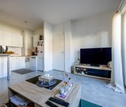 For rent APARTMENT T2 45 M2 TERRACE NANTES