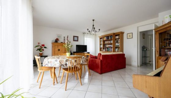 For rent APARTMENT T4 78 M2 TERRACE SAINT SEBASTIEN SUR LOIRE