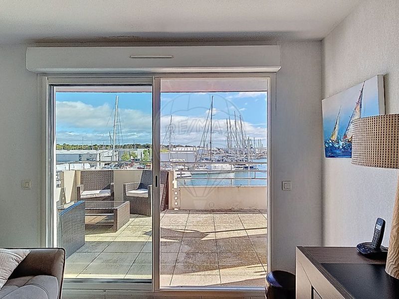 A louer APPARTEMENT DUPLEX T5 100 M2 TERRASSE BORD DE MER CANET EN ROUSSILLON