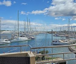 A louer APPARTEMENT DUPLEX T5 100 M2 TERRASSE BORD DE MER CANET EN ROUSSILLON