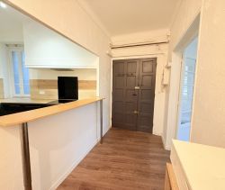 A vendre Appartement T2 59 M² DERNIER ETAGE HAUTE VILLE Toulon