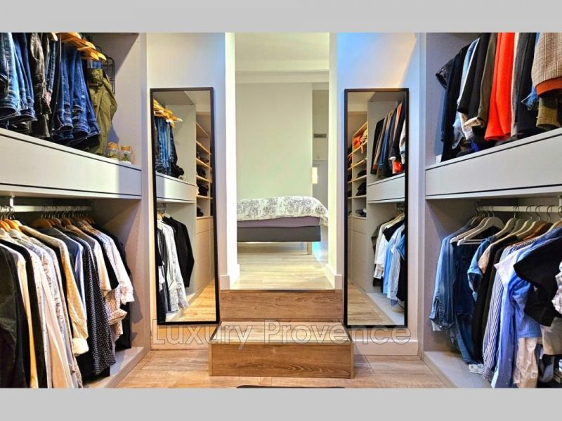 A louer MAISON  DE MAîTRE  SEPTEMES LES VALLONS