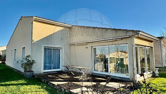 A louer MAISON  CONTEMPORAINE  SAINTES