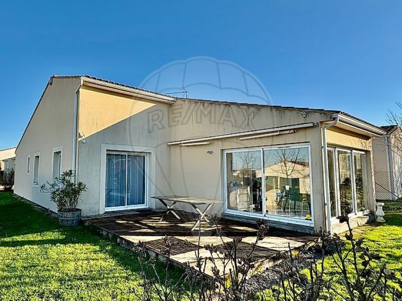 A louer MAISON  CONTEMPORAINE  SAINTES