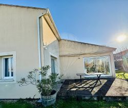 A louer MAISON  CONTEMPORAINE  SAINTES