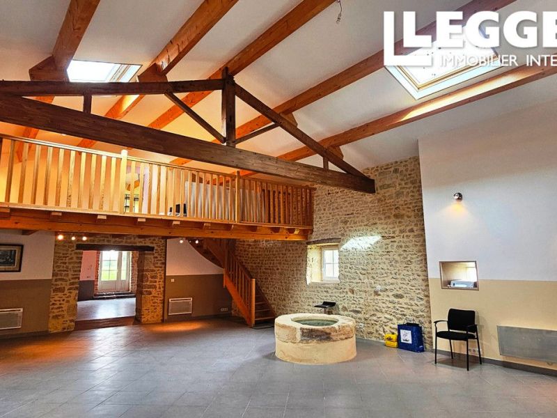 A louer MAISON  DE MAîTRE BORD DE MER TONNAY BOUTONNE