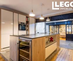 A louer APPARTEMENT DE PRESTIGE T3 78 M2  BORDEAUX