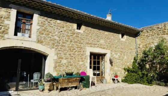A vendre Maison 3 PIECES 146 M² Pujaut