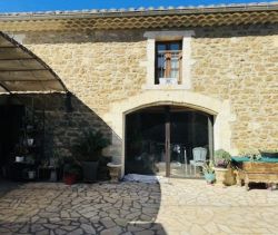 A vendre Maison 3 PIECES 146 M² Pujaut