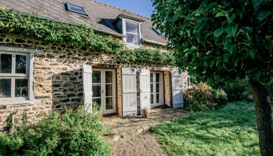 For sale CHARMING 8 ROOM PROPERTY 227 M² POMMERIT LE VICOMTE