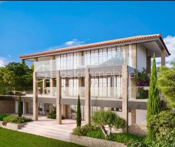 MAISON  D'ARCHITECTE BORD DE MER CANNES