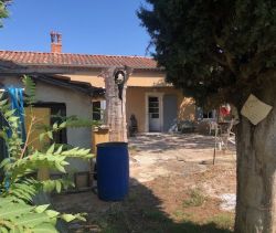 For sale 4-room house 73 m² to renovate Aix-en-Provence