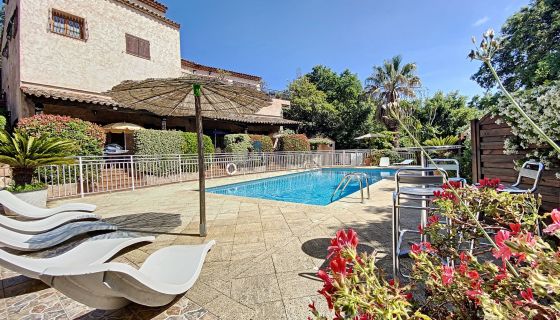 A vendre Appartement 4 piÃ¨ces Saint Aygulf avec piscine  frejus