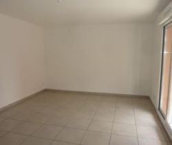 A louer APPARTEMENT T2 39 M2 TERRASSE  LISIEUX
