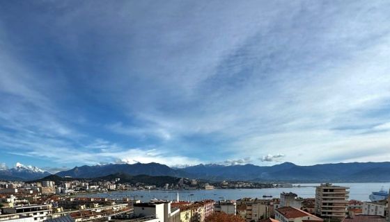 A louer APPARTEMENT T4 91 M2 VUE MER AJACCIO