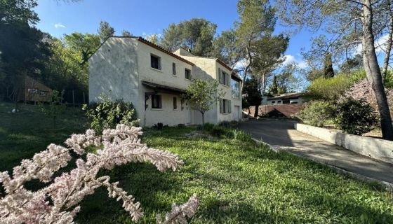A louer MAISON  5 PIECES 128 M2  SAINT CLEMENT DE RIVIERE