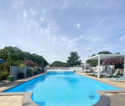 A vendre MAISON  8 PIECES 210 M2  CLERMONT L HERAULT