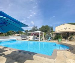 A vendre MAISON  8 PIECES 210 M2  CLERMONT L HERAULT