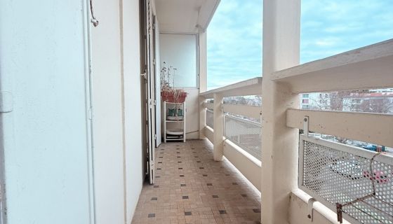 For sale APARTMENT T3 67 M2 SEASIDE TOULON