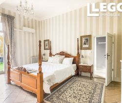 APPARTEMENT  430 M2  MONTOLIEU