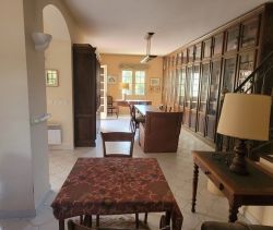 For sale Villa house 6 rooms 170 m² Brusc district Six-Fours-les-Plages