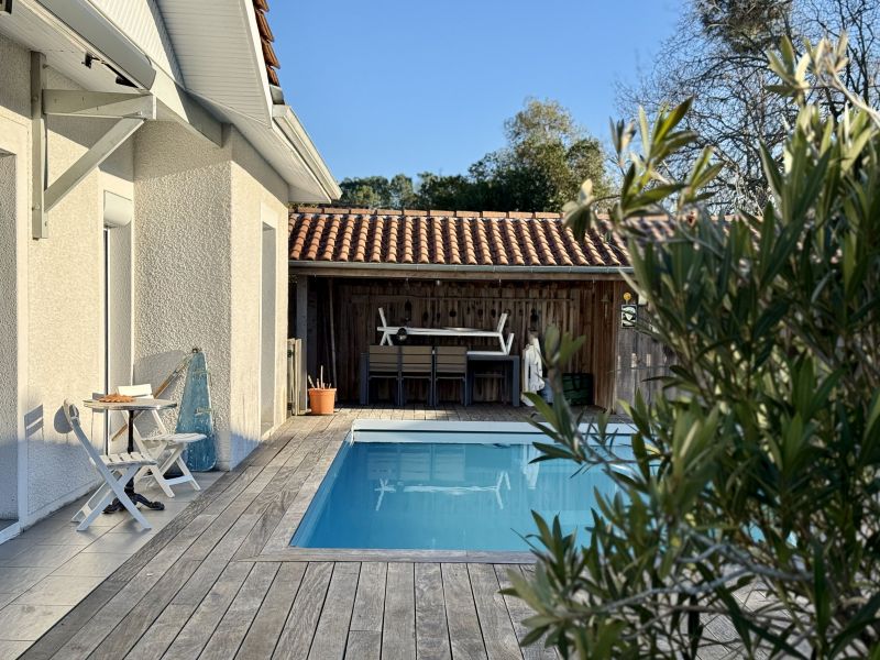 For sale Elegant 6 room villa 145 m² SEASIDE ANDERNOS LES BAINS