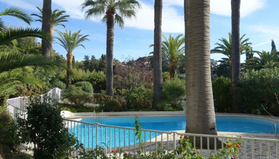 A vendre SPACIEUX appartement T4 98 M² Cannes