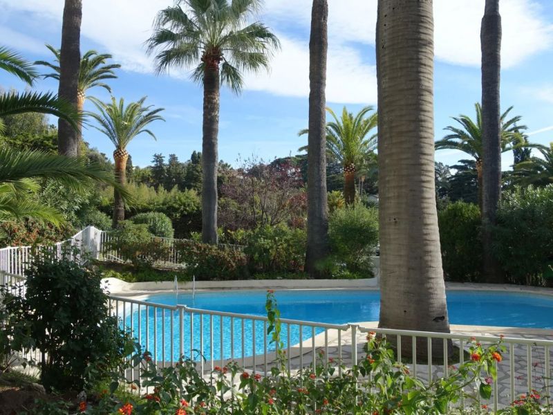 For sale SPACIOUS 4-room apartment 98 m² Cannes