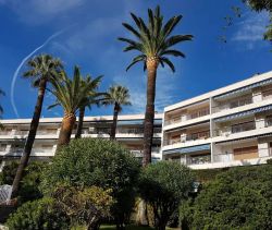 For sale SPACIOUS 4-room apartment 121 m² Cannes