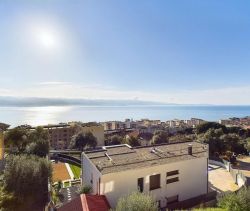 A louer APPARTEMENT T2 30 M2 VUE MER AJACCIO