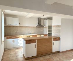 A louer APPARTEMENT T5 112 M2 BORD DE MER NARBONNE