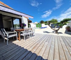 MAISON  CONTEMPORAINE BORD DE MER NOIRMOUTIER EN L ILE