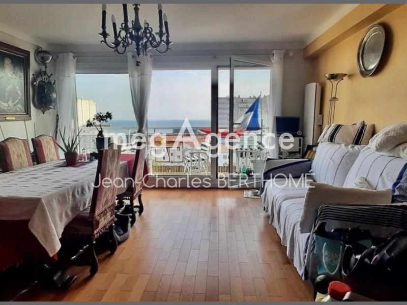 A vendre APPARTEMENT T2 53 M2 BORD DE MER LES SABLES D OLONNE