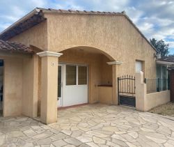 A louer MAISON  5 PIECES 134 M2 BORD DE MER BORMES LES MIMOSAS