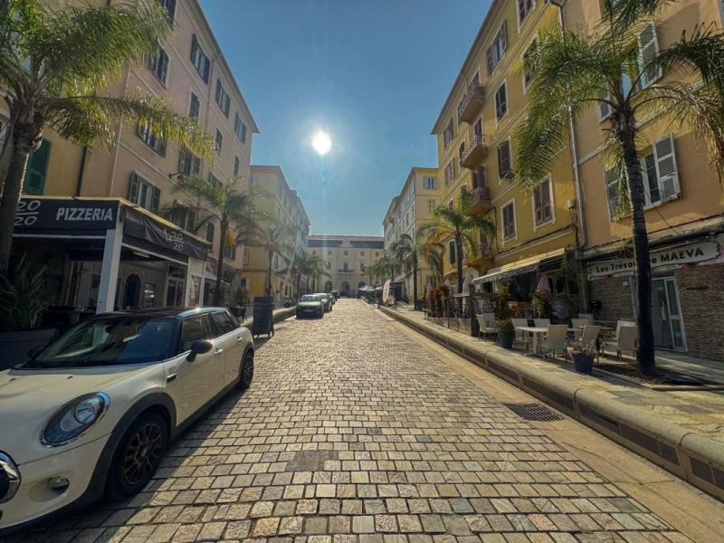 A louer APPARTEMENT T2 49 M2 BORD DE MER AJACCIO