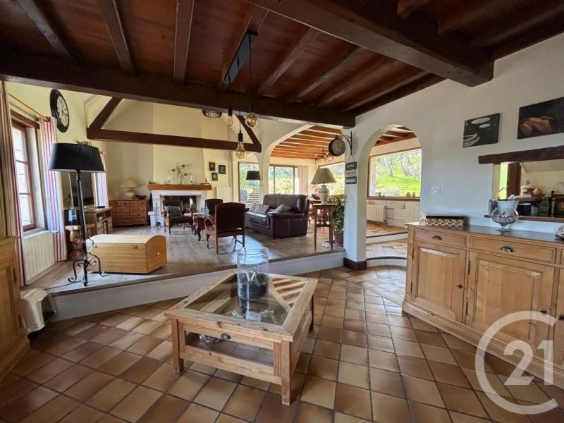 A vendre LONGèRE  11 PIECES 222 M2 BORD DE MER MONTREUIL SUR MER