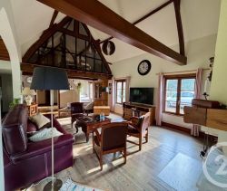 A vendre LONGèRE  11 PIECES 222 M2 BORD DE MER MONTREUIL SUR MER