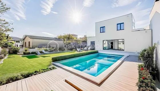 A louer MAISON  CONTEMPORAINE BORD DE MER SERIGNAN