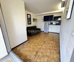 A vendre APPARTEMENT T2 28 M2 BORD DE MER CARNON