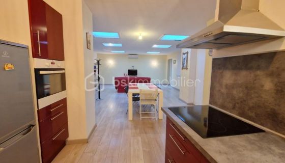 A louer APPARTEMENT T3 83 M2  BAGNOLS SUR CEZE