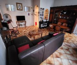 A louer APPARTEMENT T5 100 M2 BORD DE MER NICE