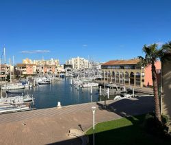 A vendre Jolis T2 48mÂ² + mezzanine et terrasse avec vue sur le port de CARNON 34 34130 Carnon Plage