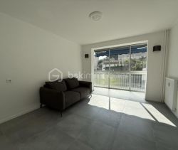 A louer APPARTEMENT T2 41 M2 BORD DE MER MANDELIEU LA NAPOULE