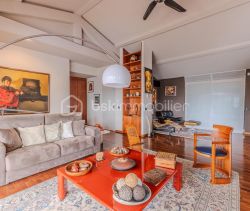 A louer MAISON  6 PIECES 229 M2 VUE MER SANARY SUR MER