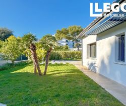 A louer MAISON  D'ARCHITECTE BORD DE MER ROQUEBRUNE CAP MARTIN