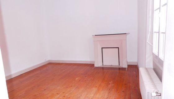 A louer APPARTEMENT T3 78 M2  LA ROCHE SUR YON