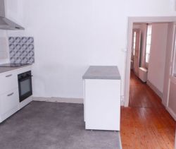 A louer APPARTEMENT T3 78 M2  LA ROCHE SUR YON