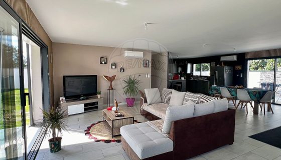 A louer MAISON  CONTEMPORAINE BORD DE MER LES MATHES